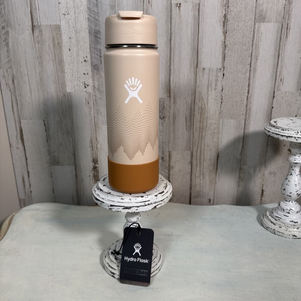 Hydroflask Limited Edition Wonder Collection Dawn 20oz Wide Mouth Flip Lid Boot